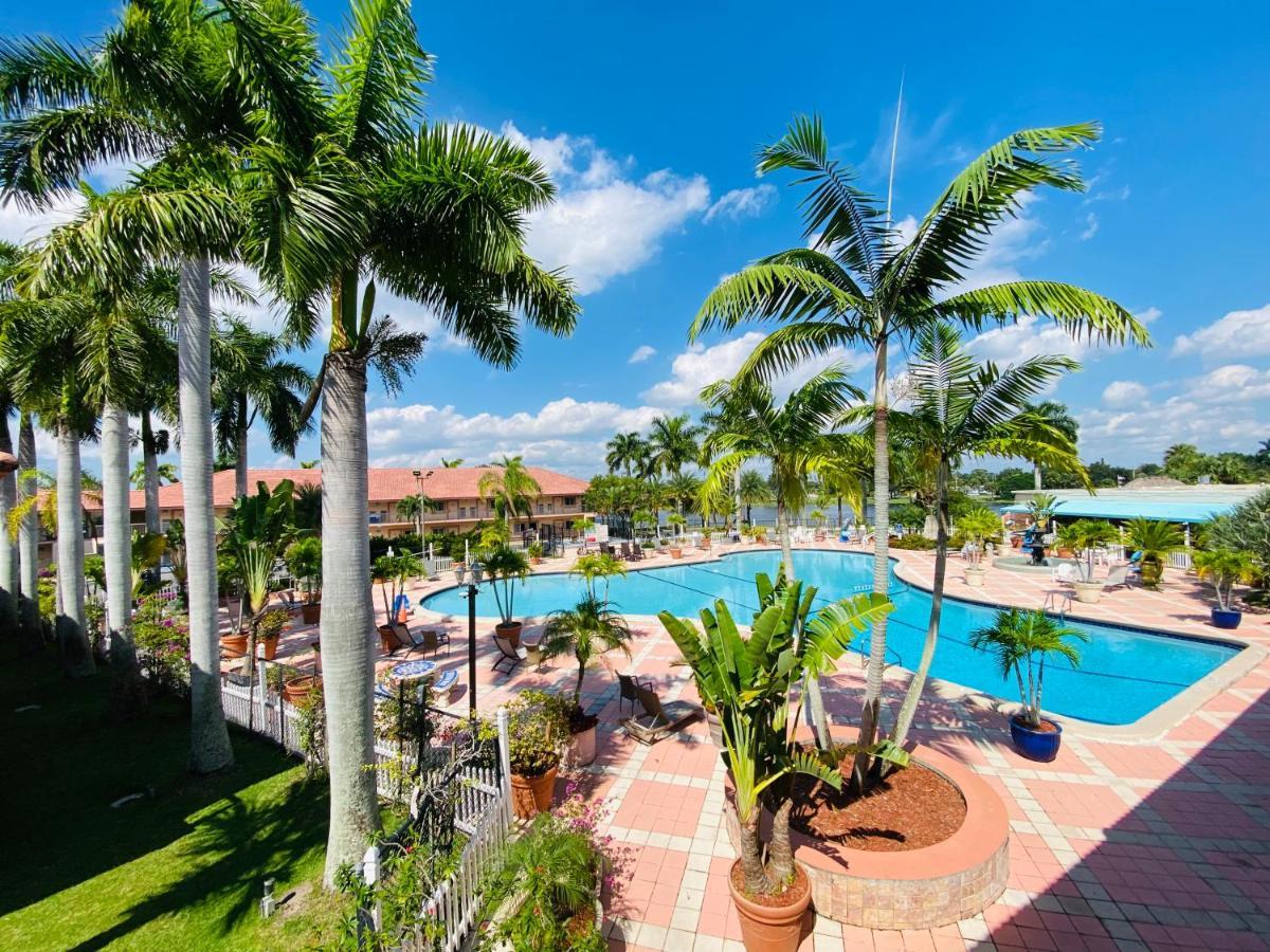Royal Inn Hotel Роял-Палм-Бич Экстерьер фото