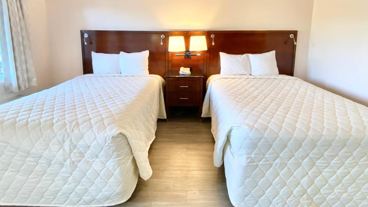 Royal Inn Hotel Роял-Палм-Бич Экстерьер фото